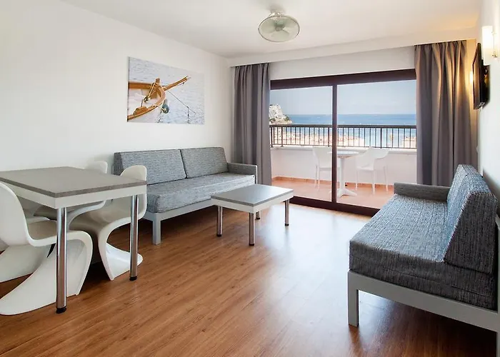 Apartamentos Sol Y Vera