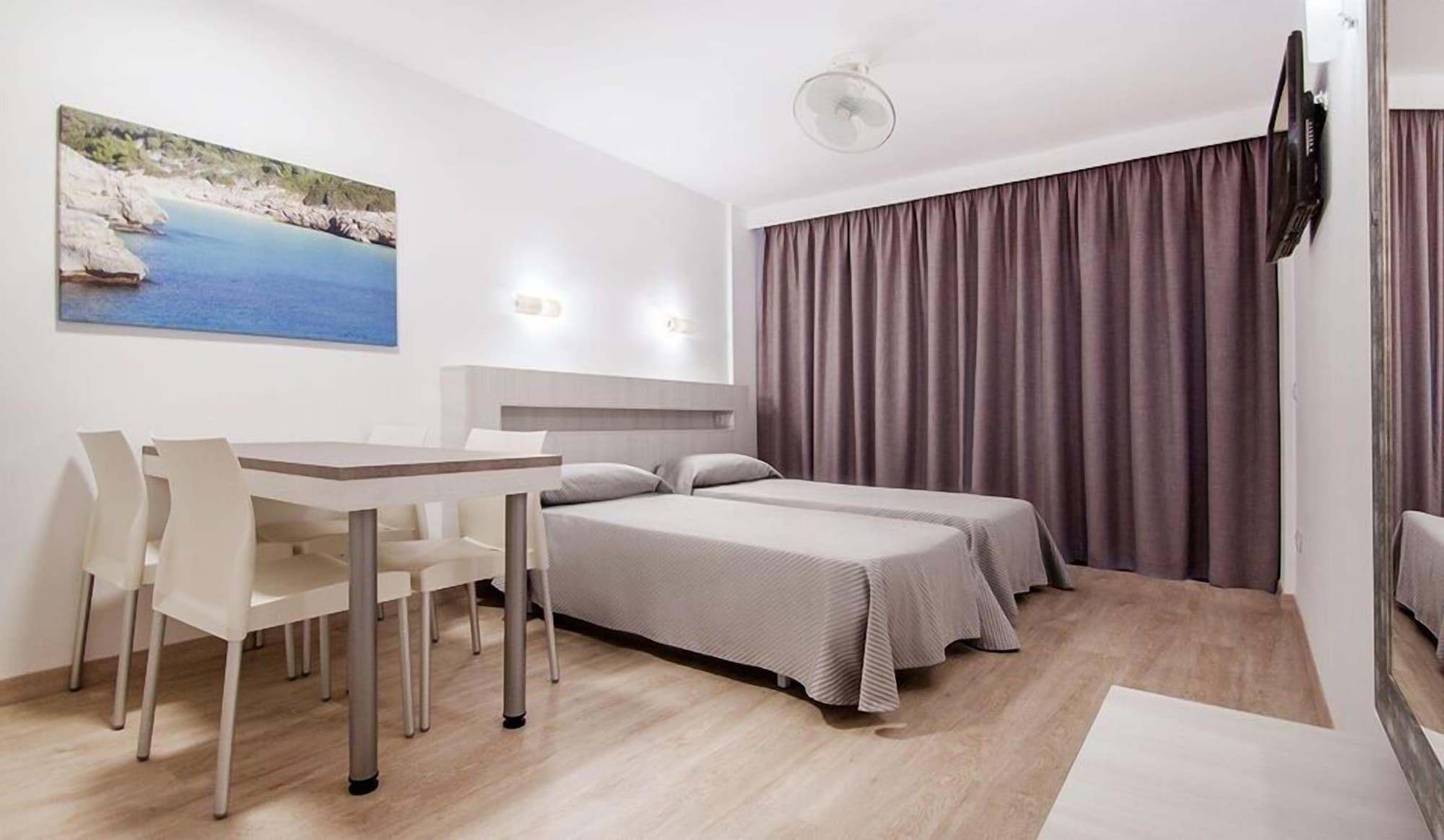 Aparthotel Sol Y Vera 2*